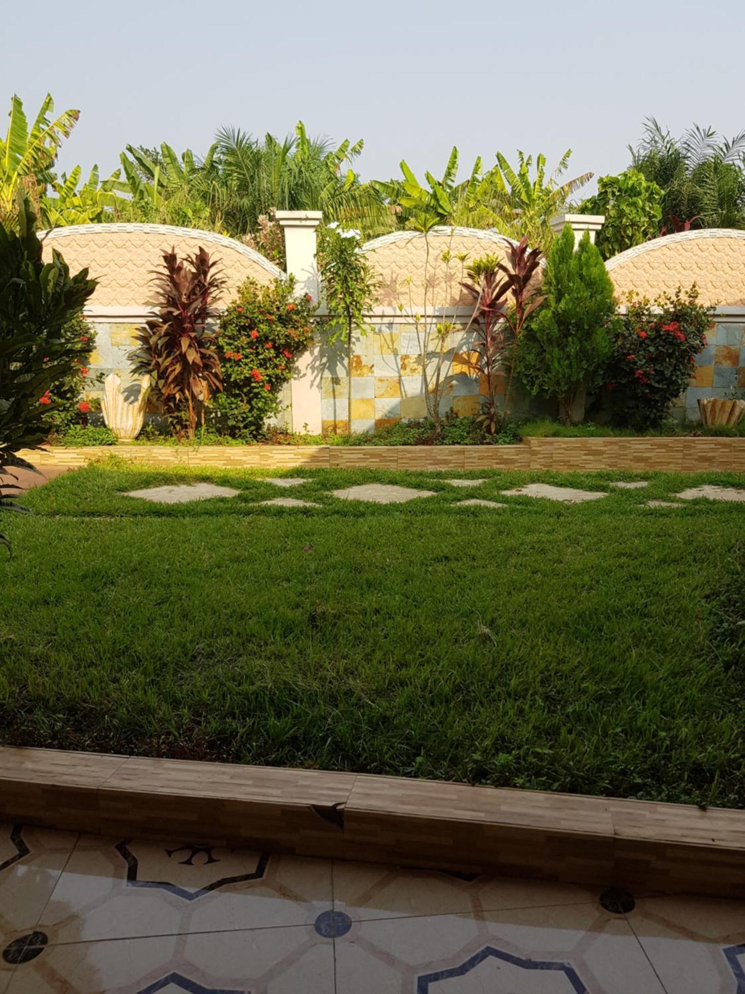 Nana Adu Guest House Koforidua Εξωτερικό φωτογραφία