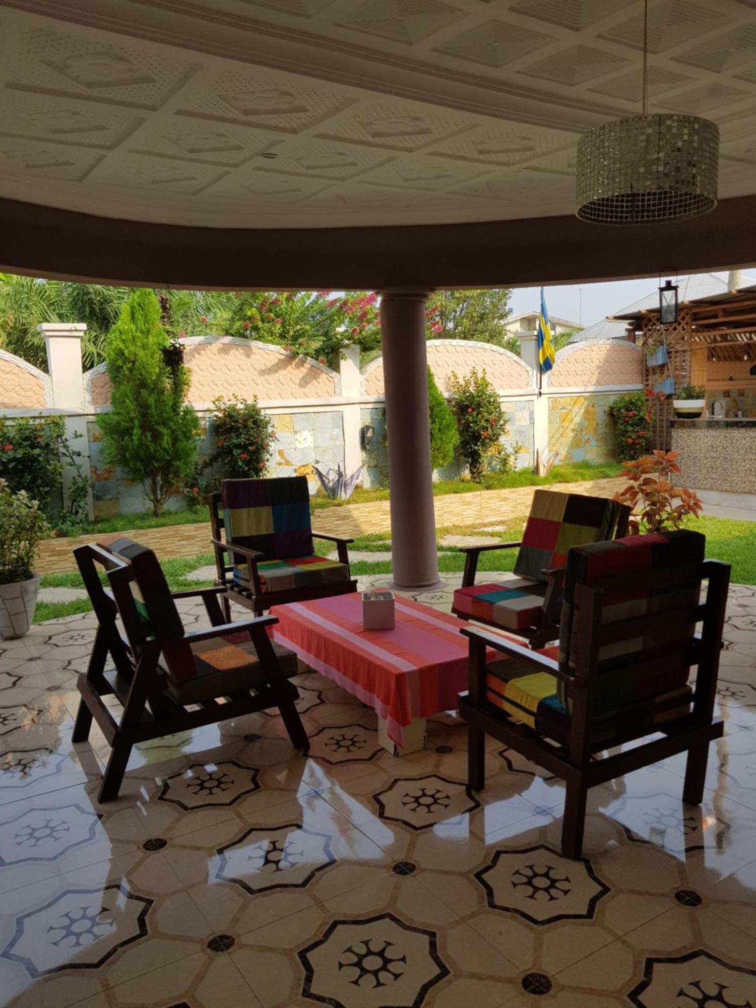 Nana Adu Guest House Koforidua Εξωτερικό φωτογραφία