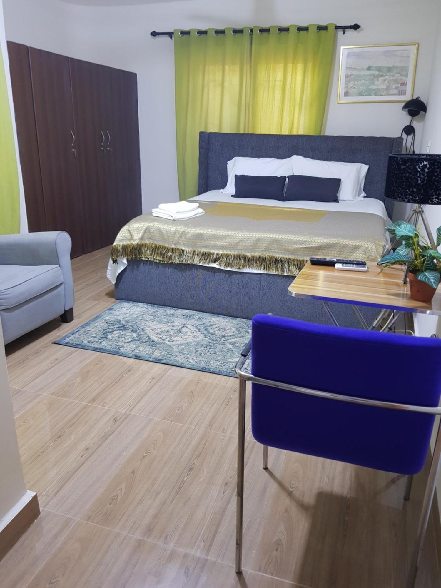 Nana Adu Guest House Koforidua Εξωτερικό φωτογραφία
