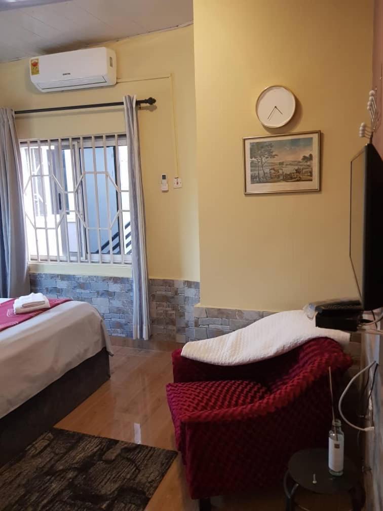 Nana Adu Guest House Koforidua Εξωτερικό φωτογραφία