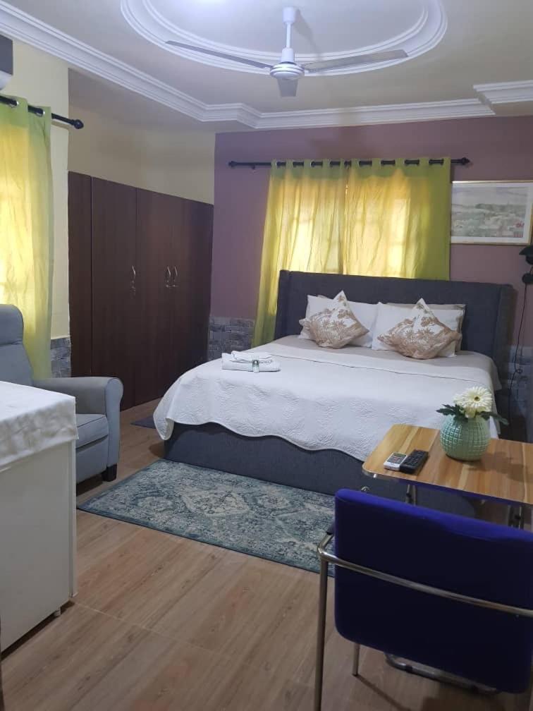 Nana Adu Guest House Koforidua Εξωτερικό φωτογραφία